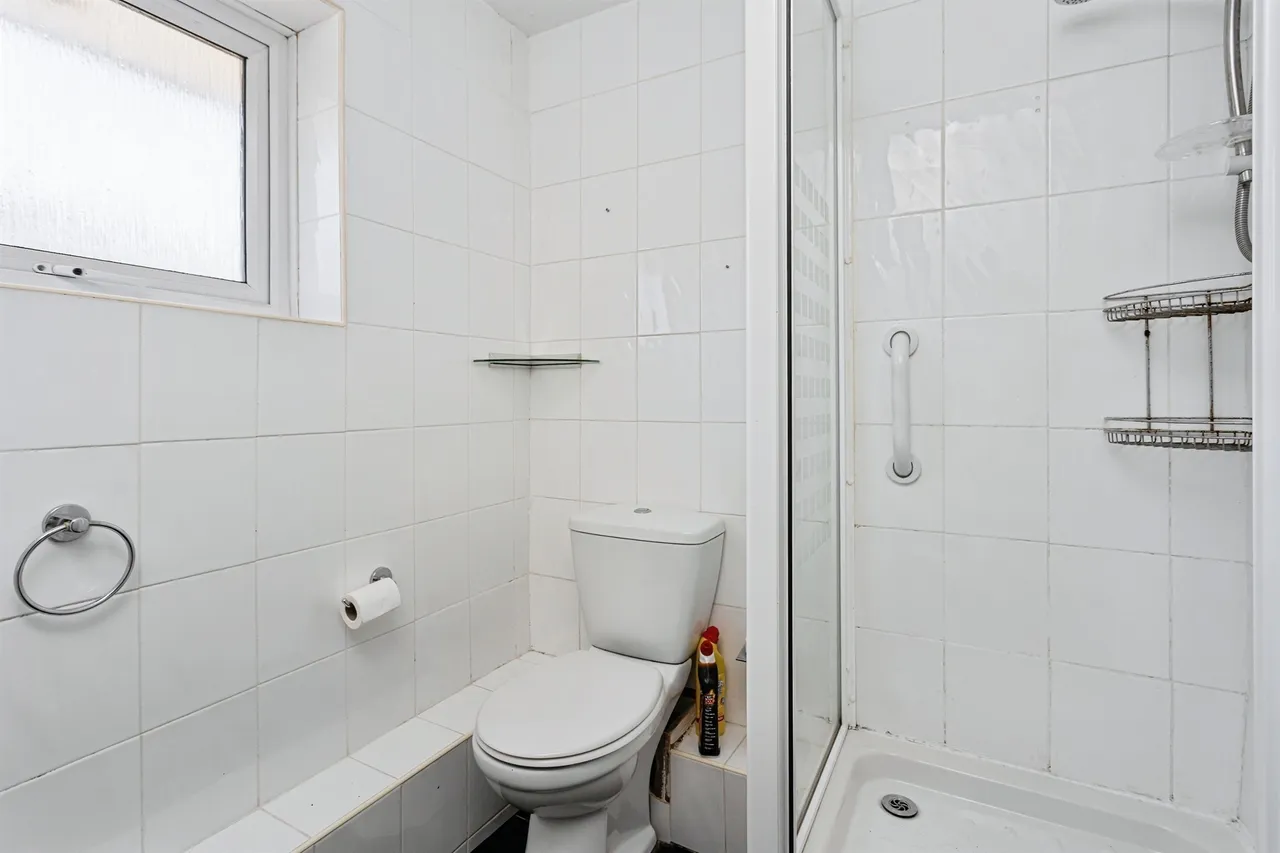 Northlands Avenue, Haywards Heath, photo 12