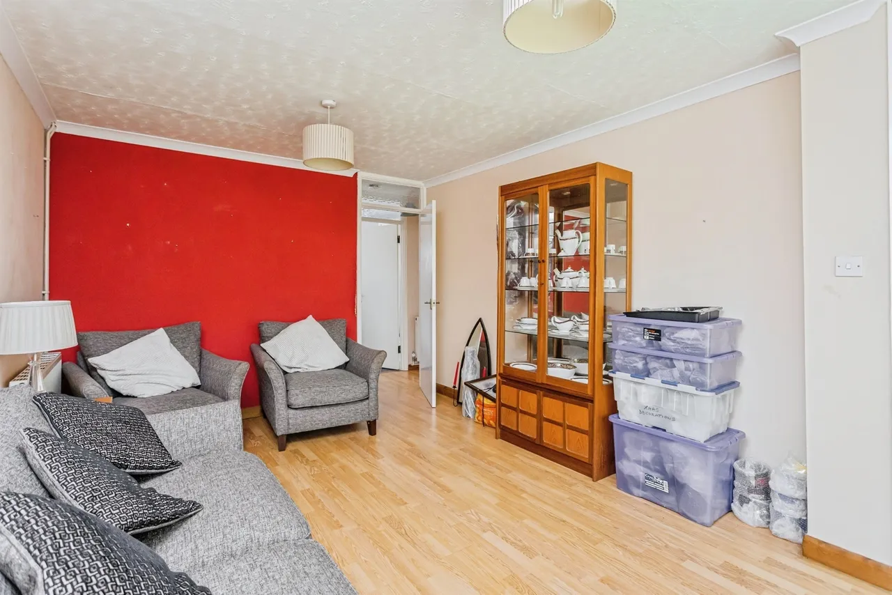 Northlands Avenue, Haywards Heath, photo 7