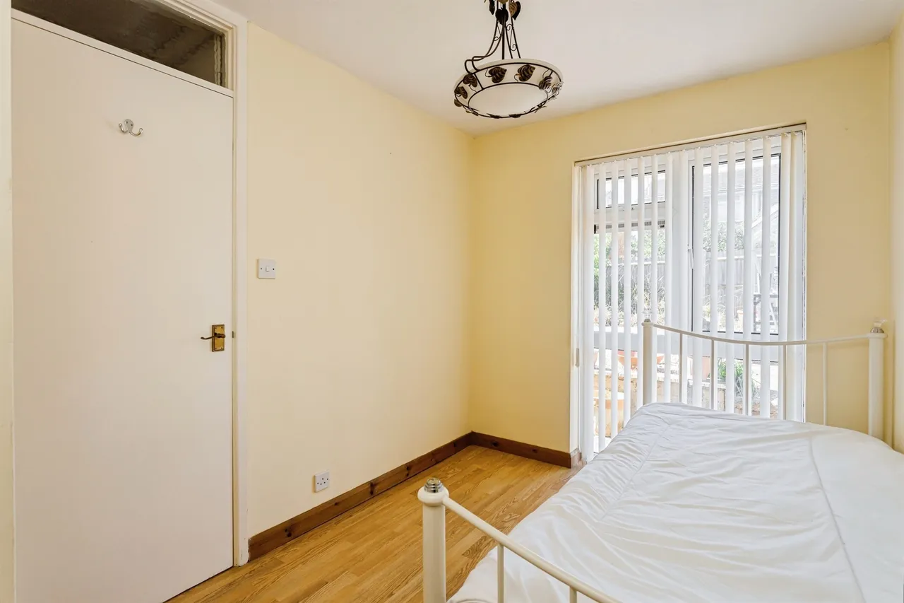 Northlands Avenue, Haywards Heath, photo 10