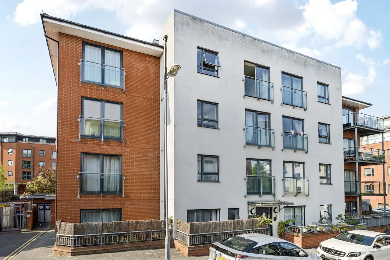 Oakwood Close, SE13, photo 5