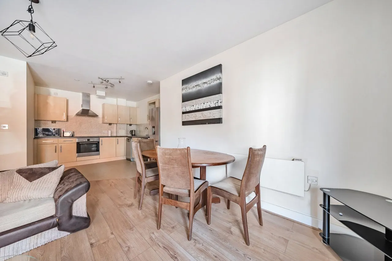 Oakwood Close, SE13, photo 9