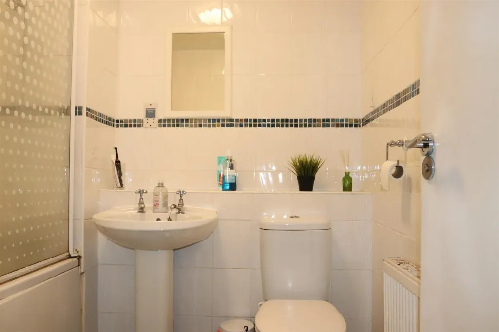 Hagley Road, Birmingham, B16, photo 5