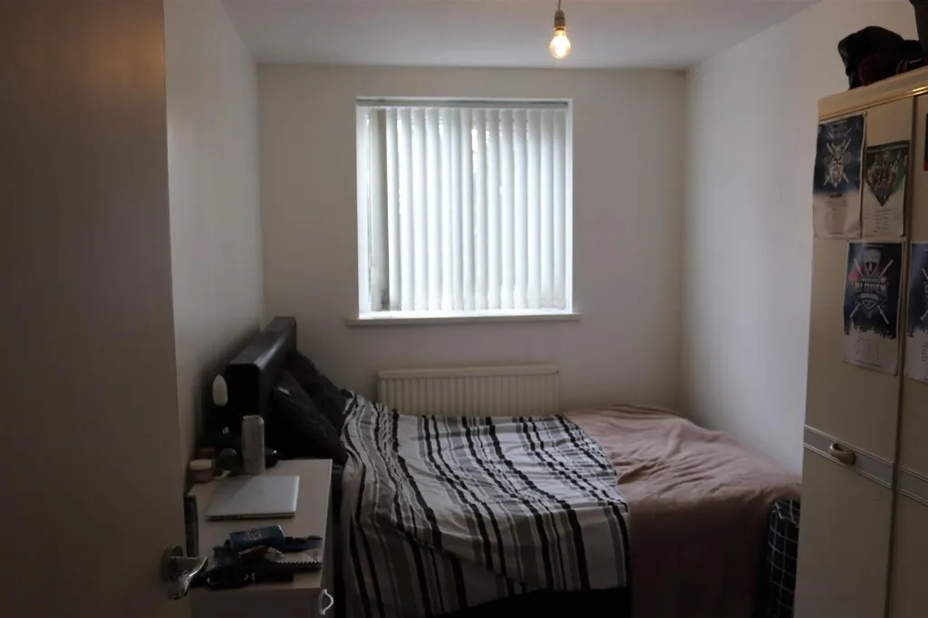 Hagley Road, Birmingham, B16, photo 3