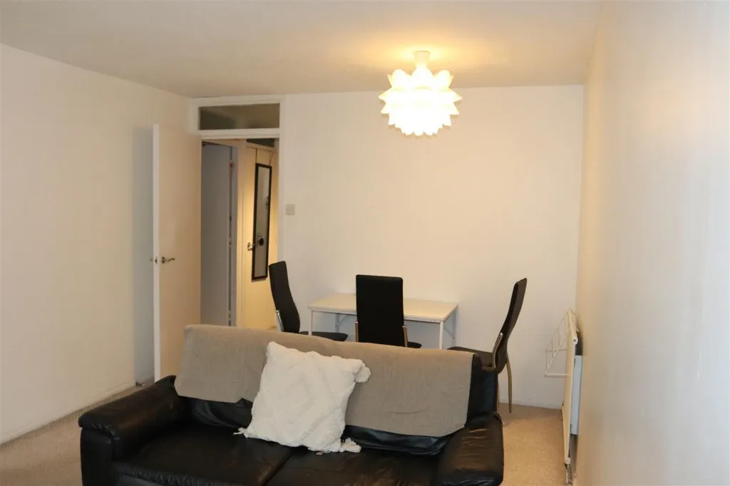 Hagley Road, Birmingham, B16, photo 10