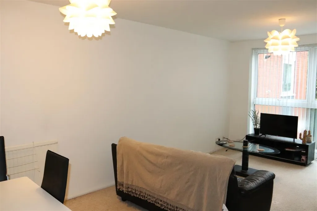 Hagley Road, Birmingham, B16, photo 8