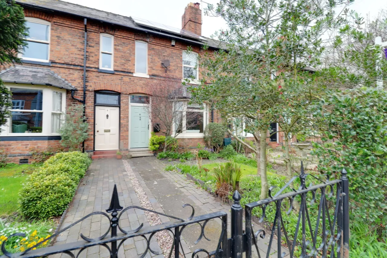 3 bed property for sale, Wellington Road, Nantwich