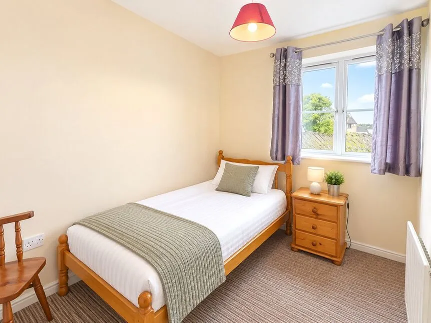Inverewe Place, Dunfermline, KY11, photo 8
