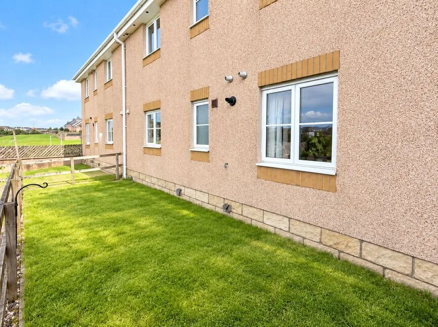 Inverewe Place, Dunfermline, KY11, photo 11