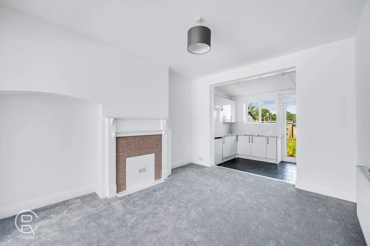 Brookbank Avenue, London, W7 3DW, photo 3