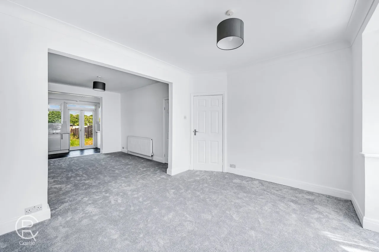 Brookbank Avenue, London, W7 3DW, photo 5