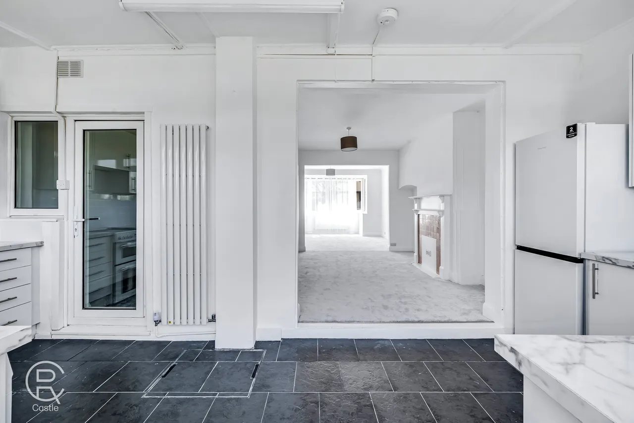 Brookbank Avenue, London, W7 3DW, photo 8