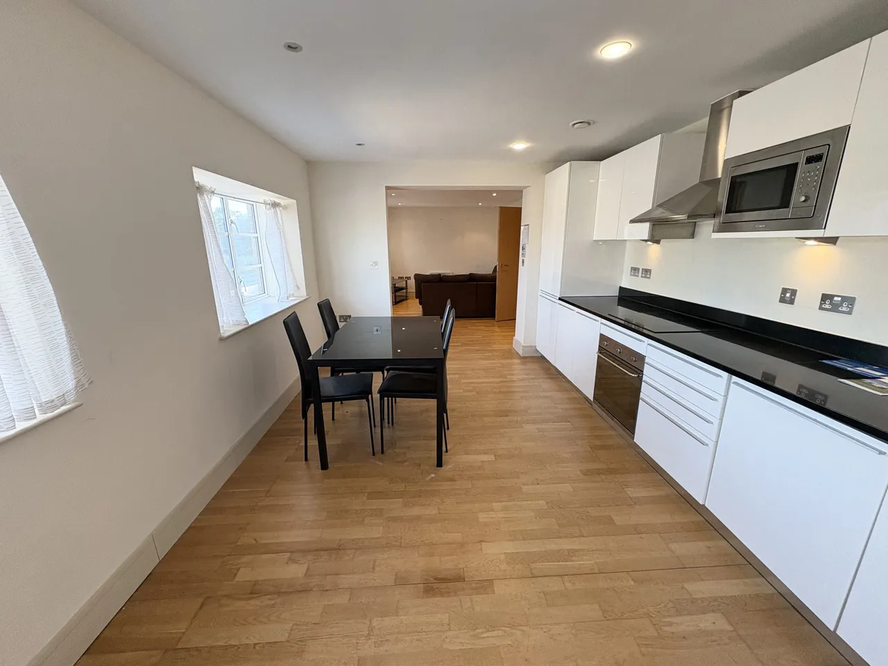 Hayes Road, CF64, photo 4