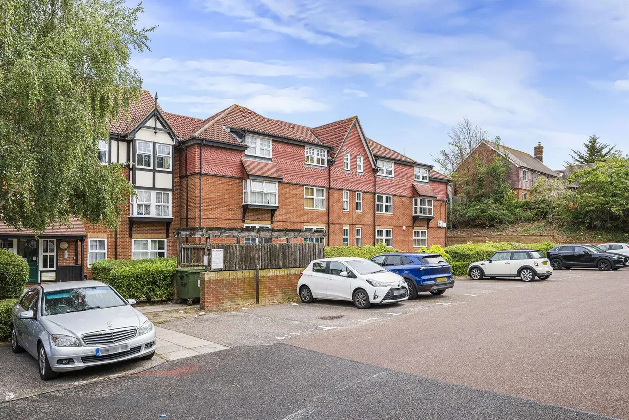 1 bed flat to rent, Osbourne Road, Dartford, DA2