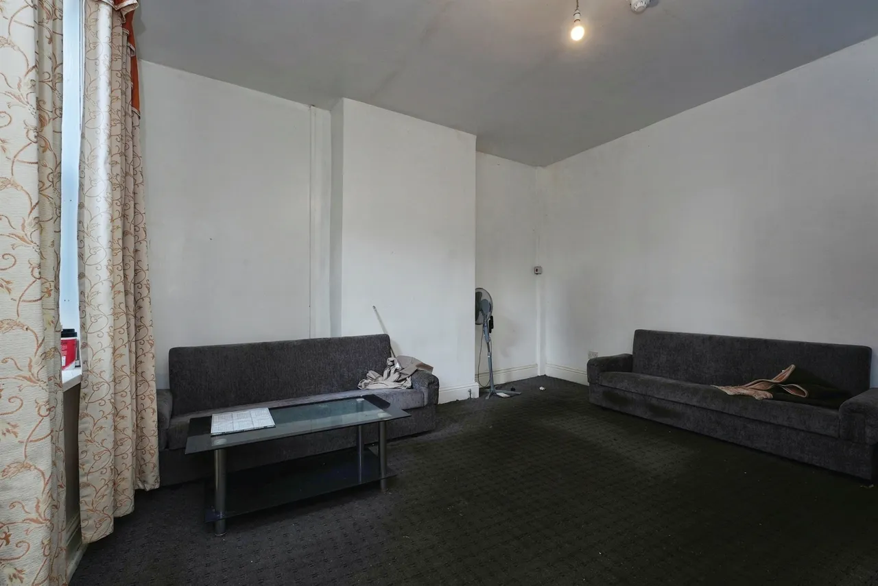 Upper George Street, Huddersfield, photo 5