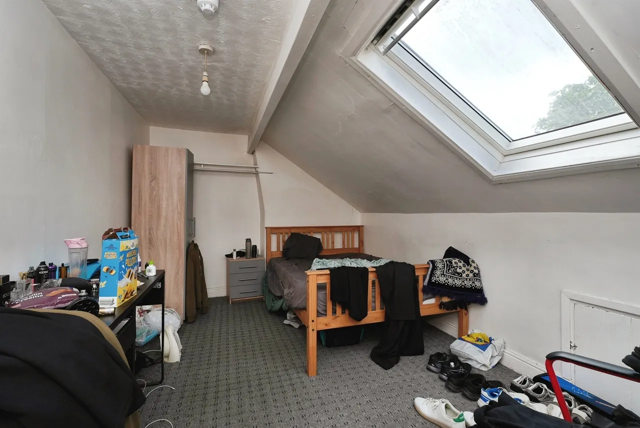 Upper George Street, Huddersfield, photo 12