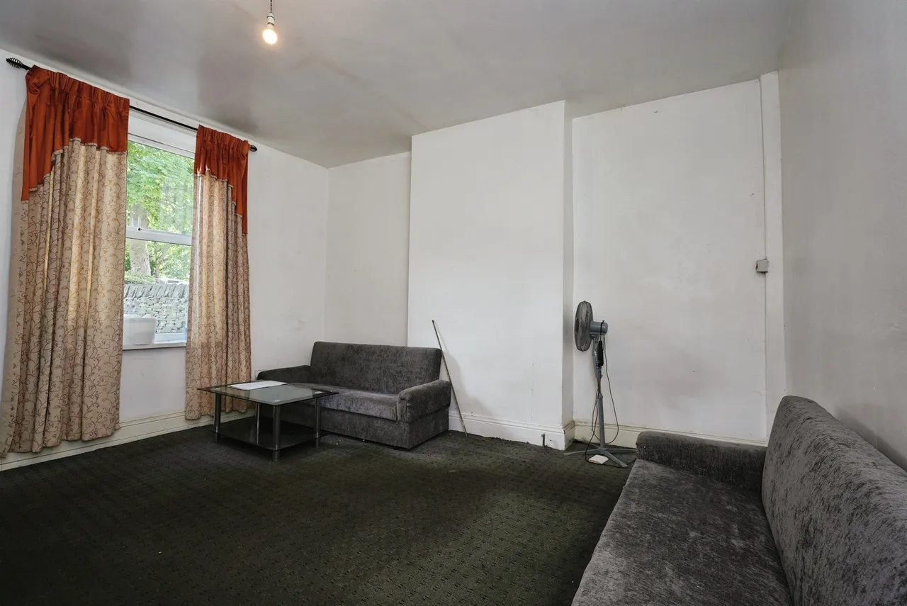 Upper George Street, Huddersfield, photo 4
