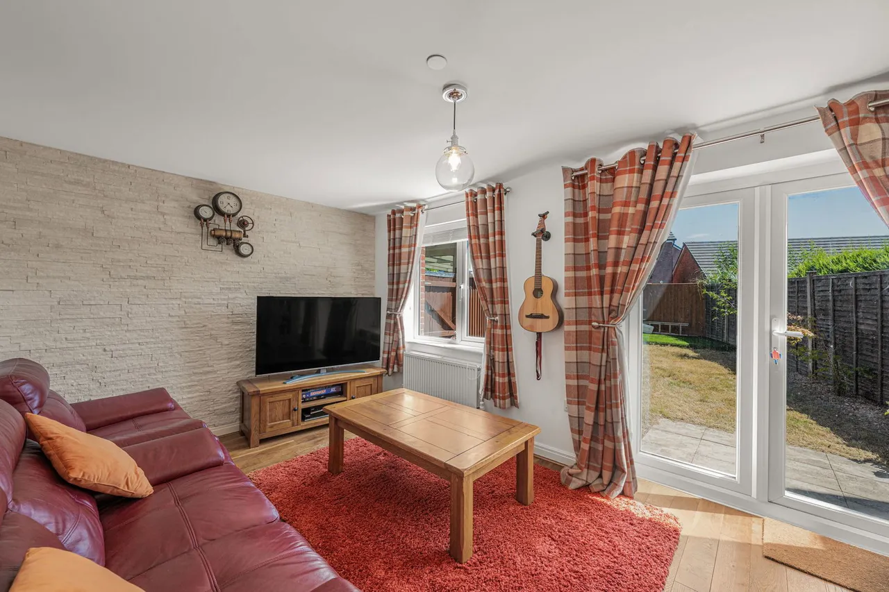 Oakfield Grange, Cwmbran, photo 9