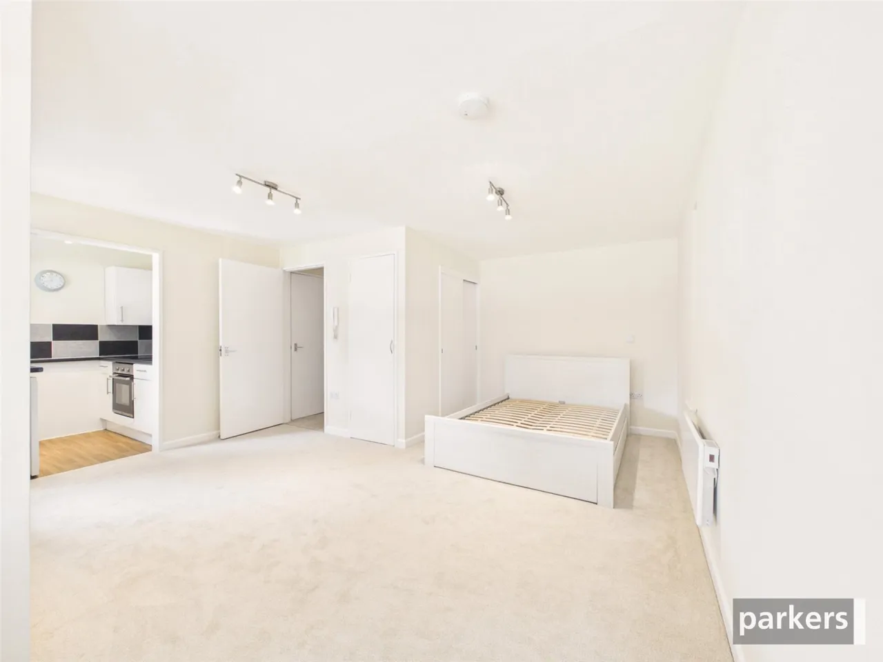 Hartsbourne Road, Earley, RG6, photo 4