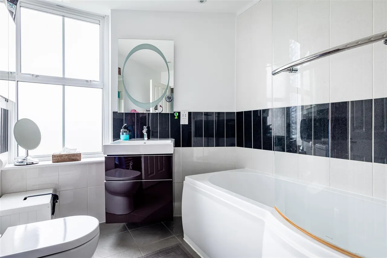 Dorville Crescent, London, W6, photo 14