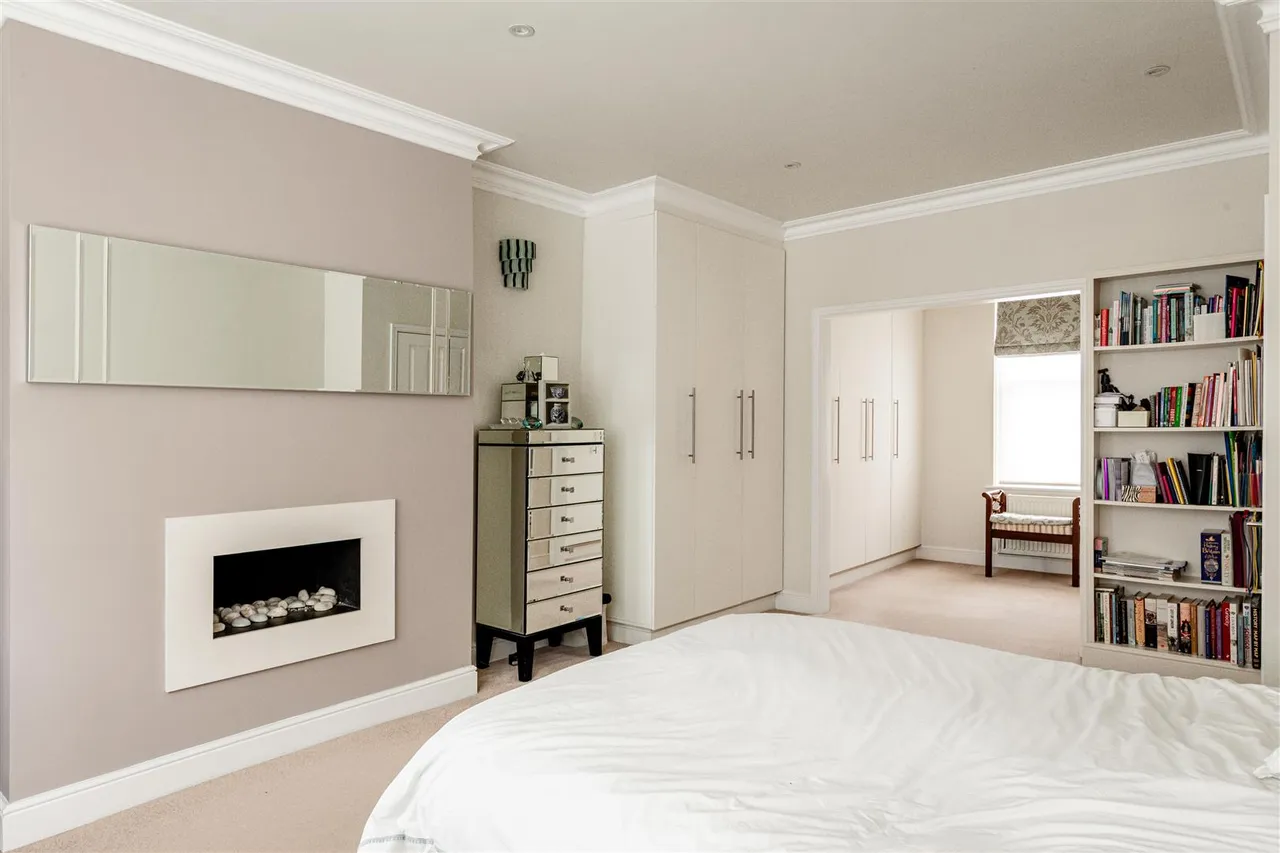 Dorville Crescent, London, W6, photo 8