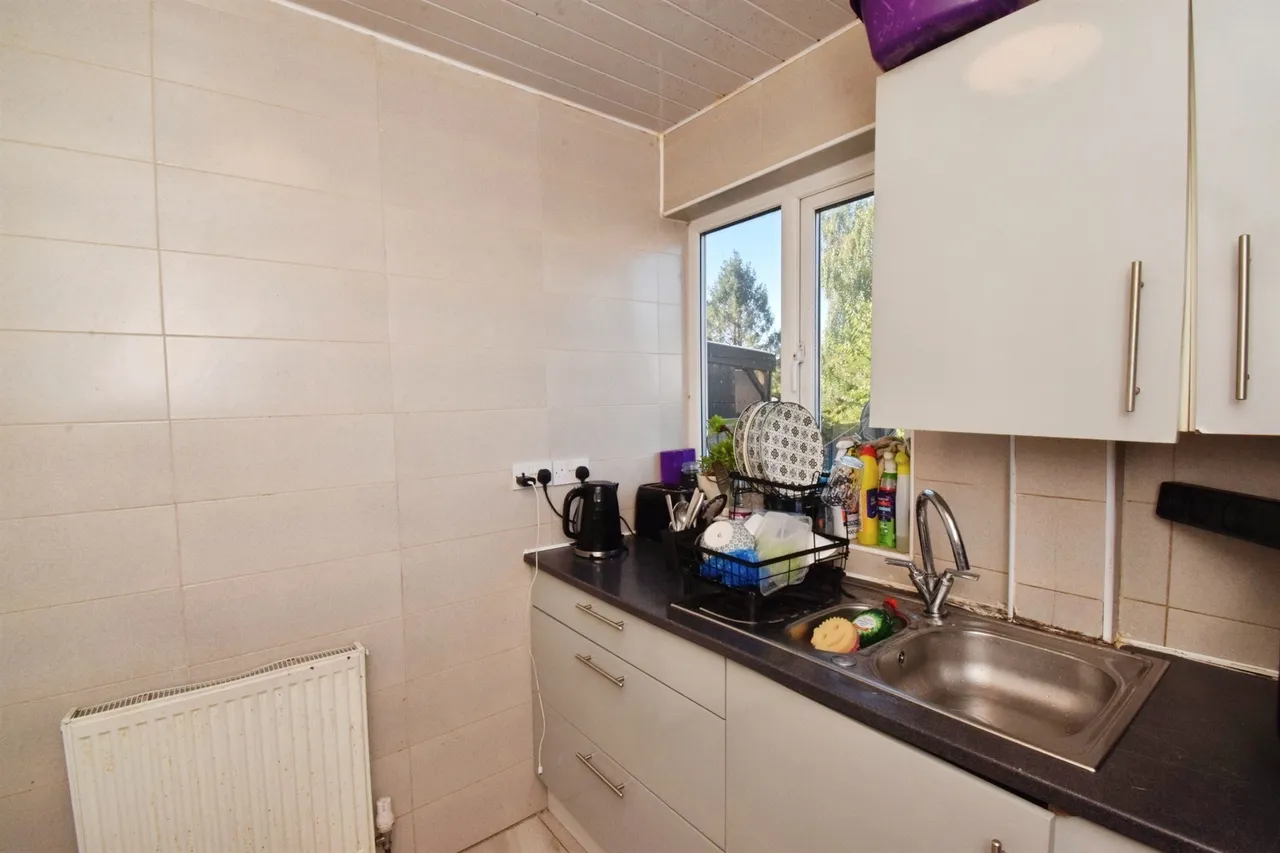 Stuart Road, Glen Parva, LE2, photo 18