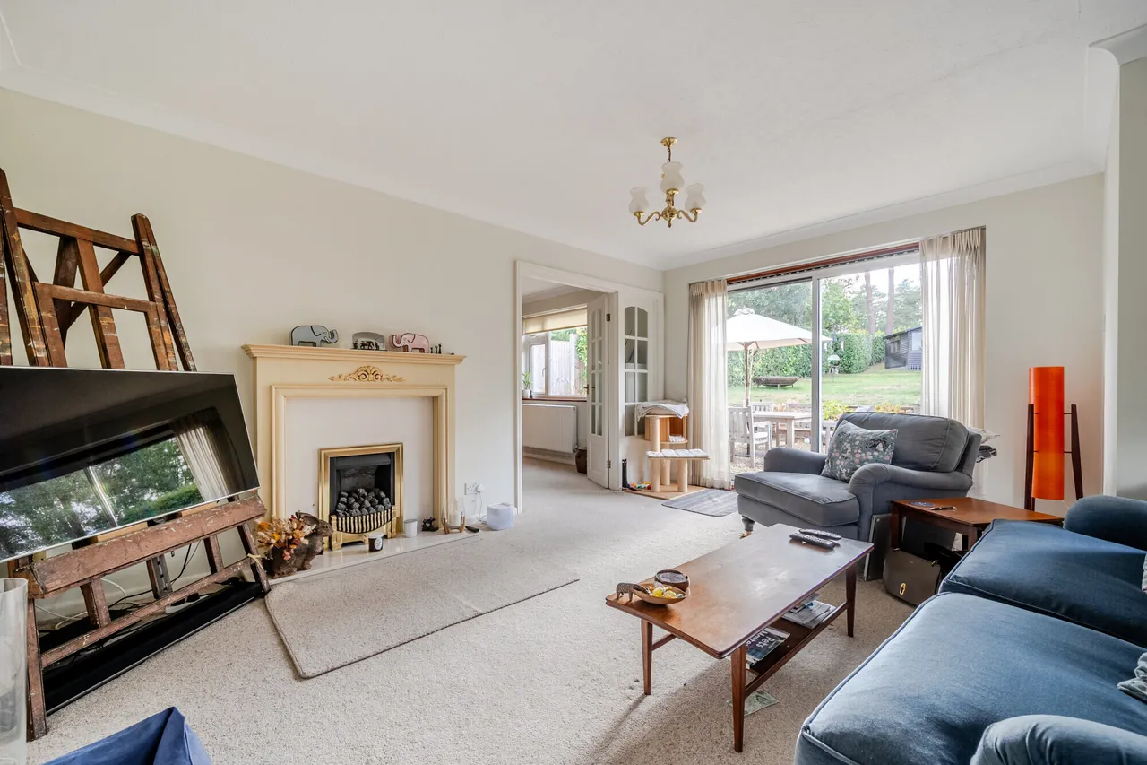 Vale Close, Farnham, GU10, photo 9