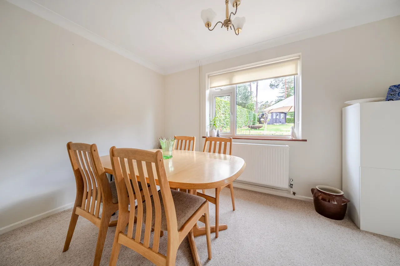 Vale Close, Farnham, GU10, photo 5