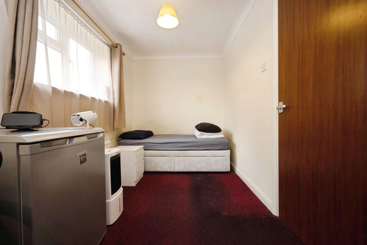 Cowper Road, Bedford, MK40, photo 15