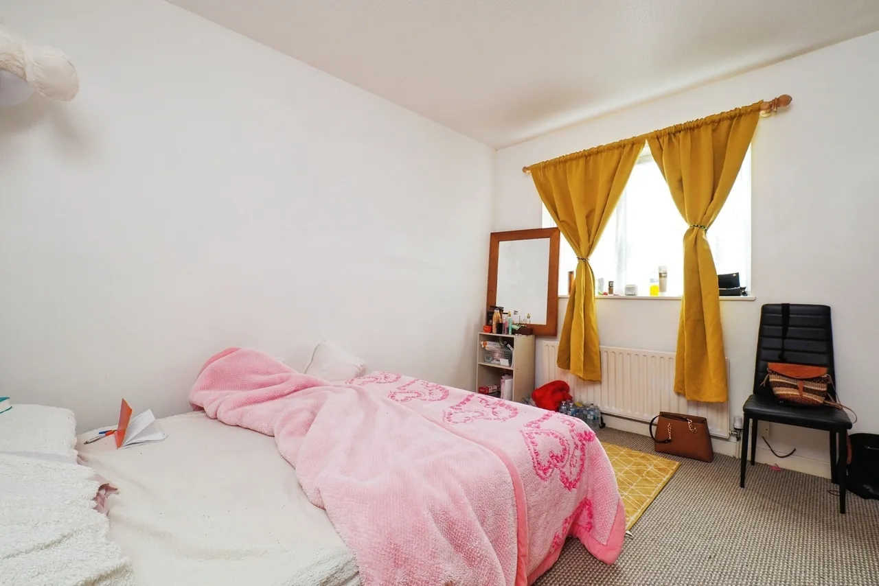 Wilkins Gardens, Clifton, Nottingham, NG11, photo 12