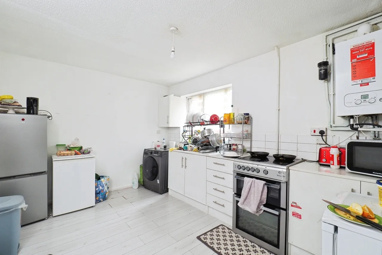 Wilkins Gardens, Clifton, Nottingham, NG11, photo 7