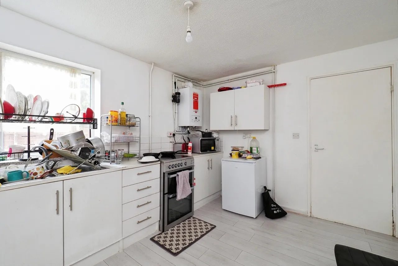Wilkins Gardens, Clifton, Nottingham, NG11, photo 5