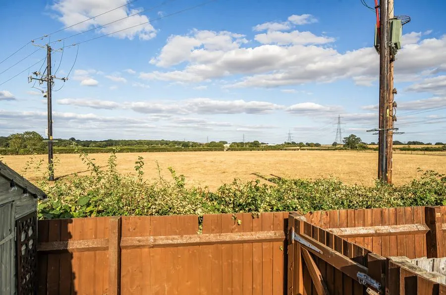 Leonards Gate, Grendon Underwood, HP18, photo 16