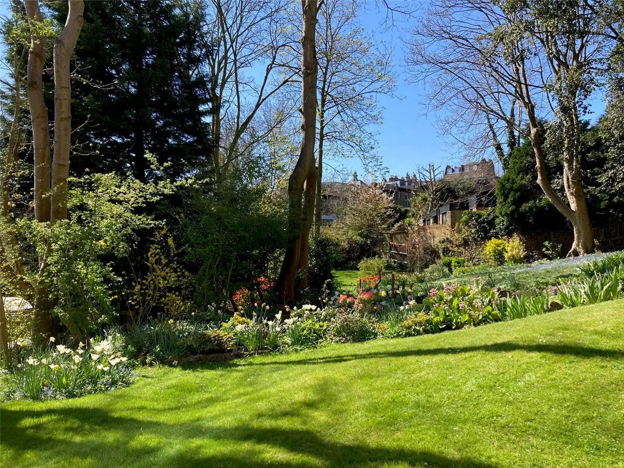 Southwood Heights, Southwood Lawn Road, London, N6, photo 12