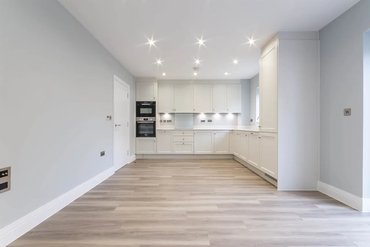 Hawthorn Close, Main Road, Bicknacre, Chelmsford, photo 6
