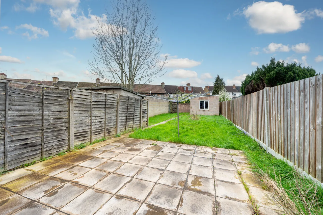 50 Cecil Avenue, Wembley, photo 4