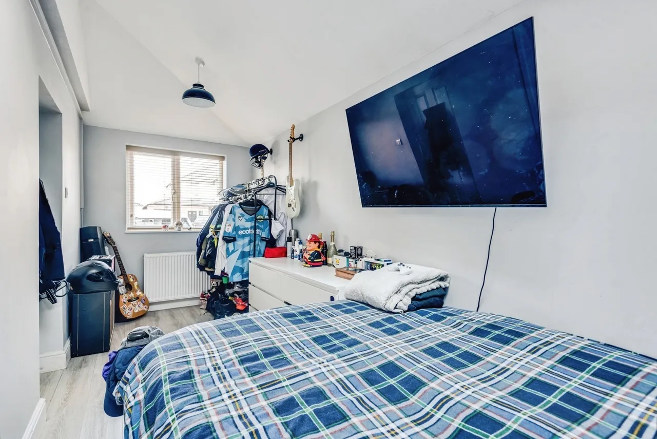 Cumberland Road, Swindon, Wiltshire, SN3, photo 16