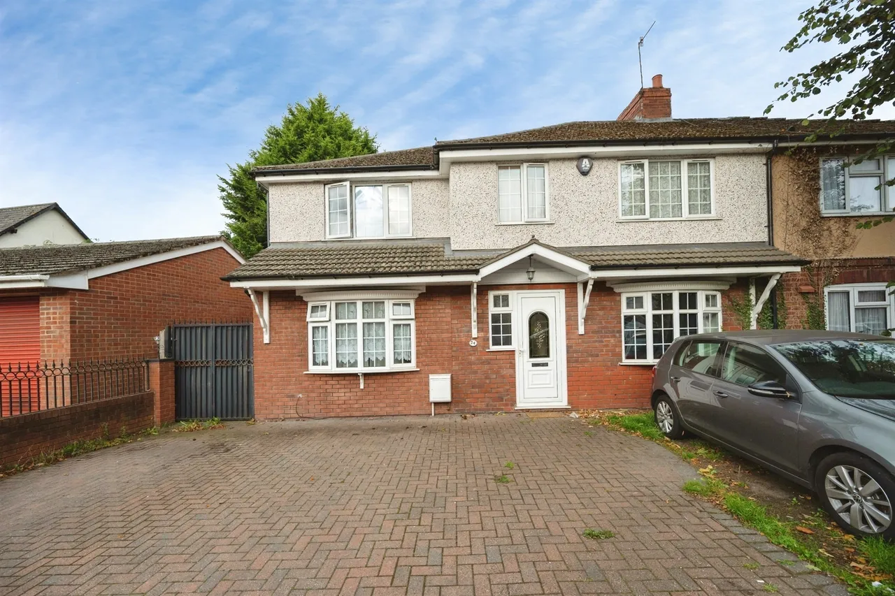 6 bed house for sale, Selborne Road, Dudley, DY2