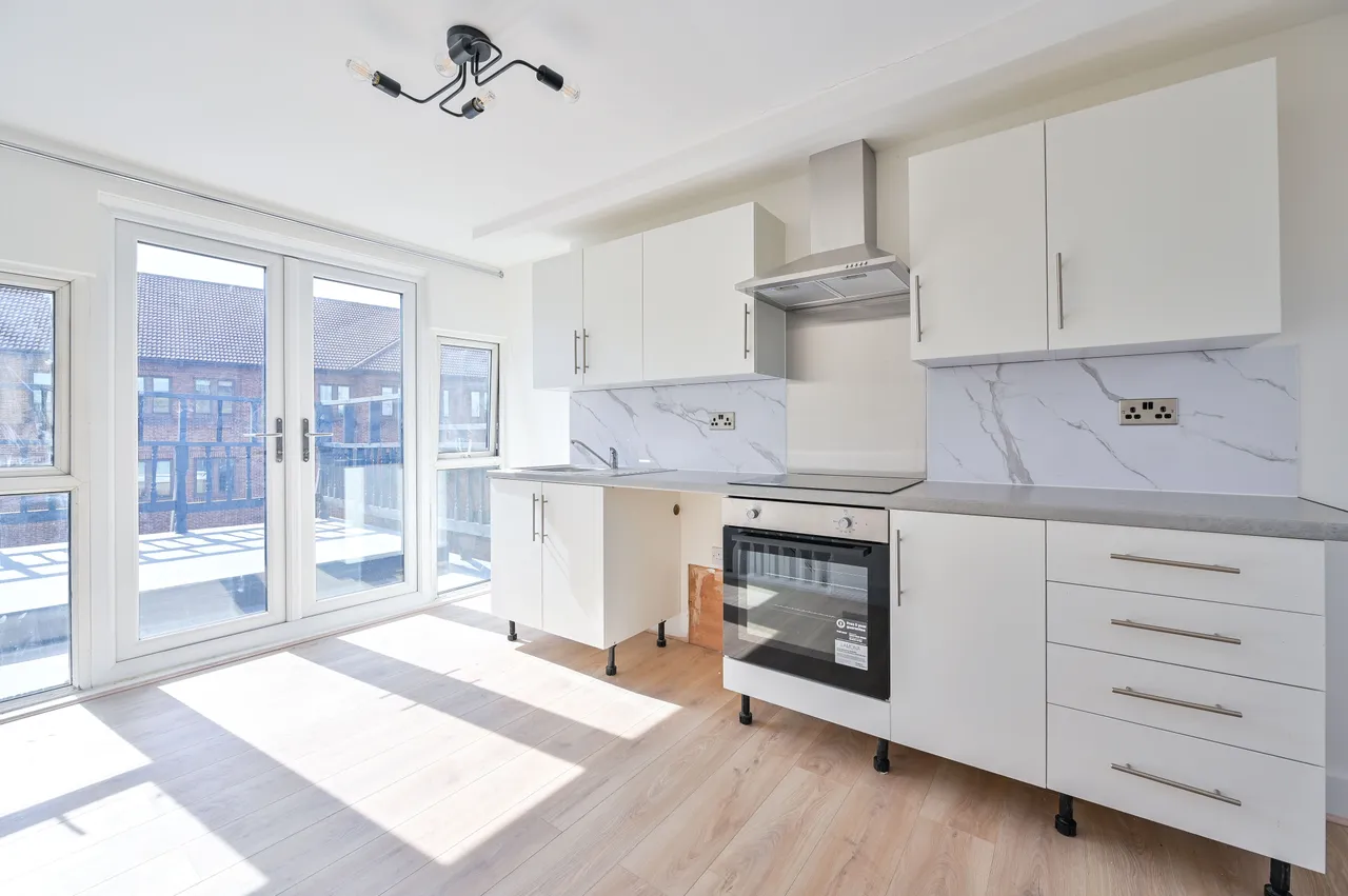 Flat B, 67 Lant Street, London, photo 11