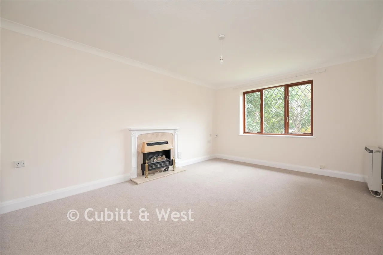Monks Walk, Reigate, RH2, photo 3