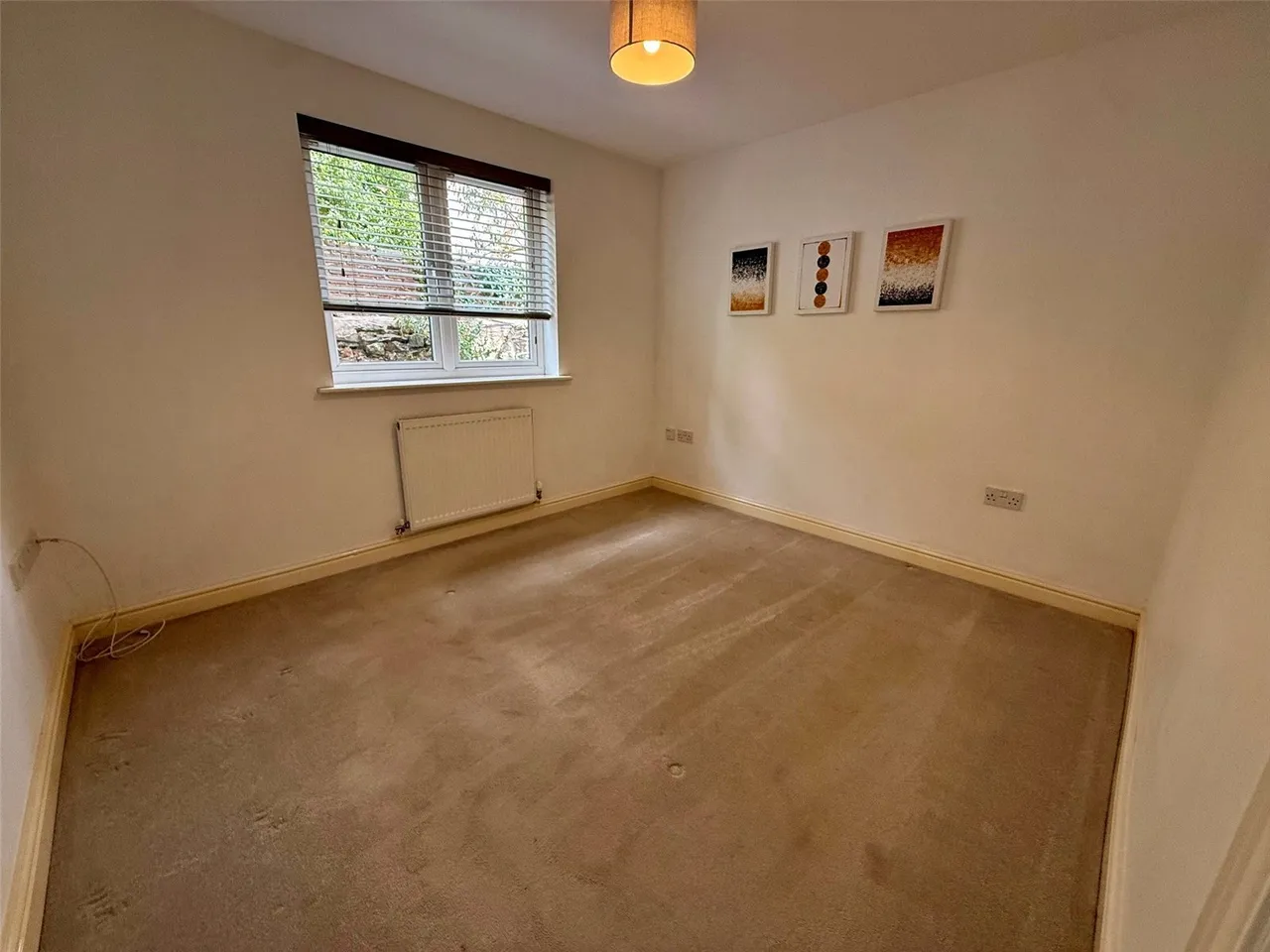 Ffordd Caergybi, Llanfairpwllgwyngyll, LL61, photo 8