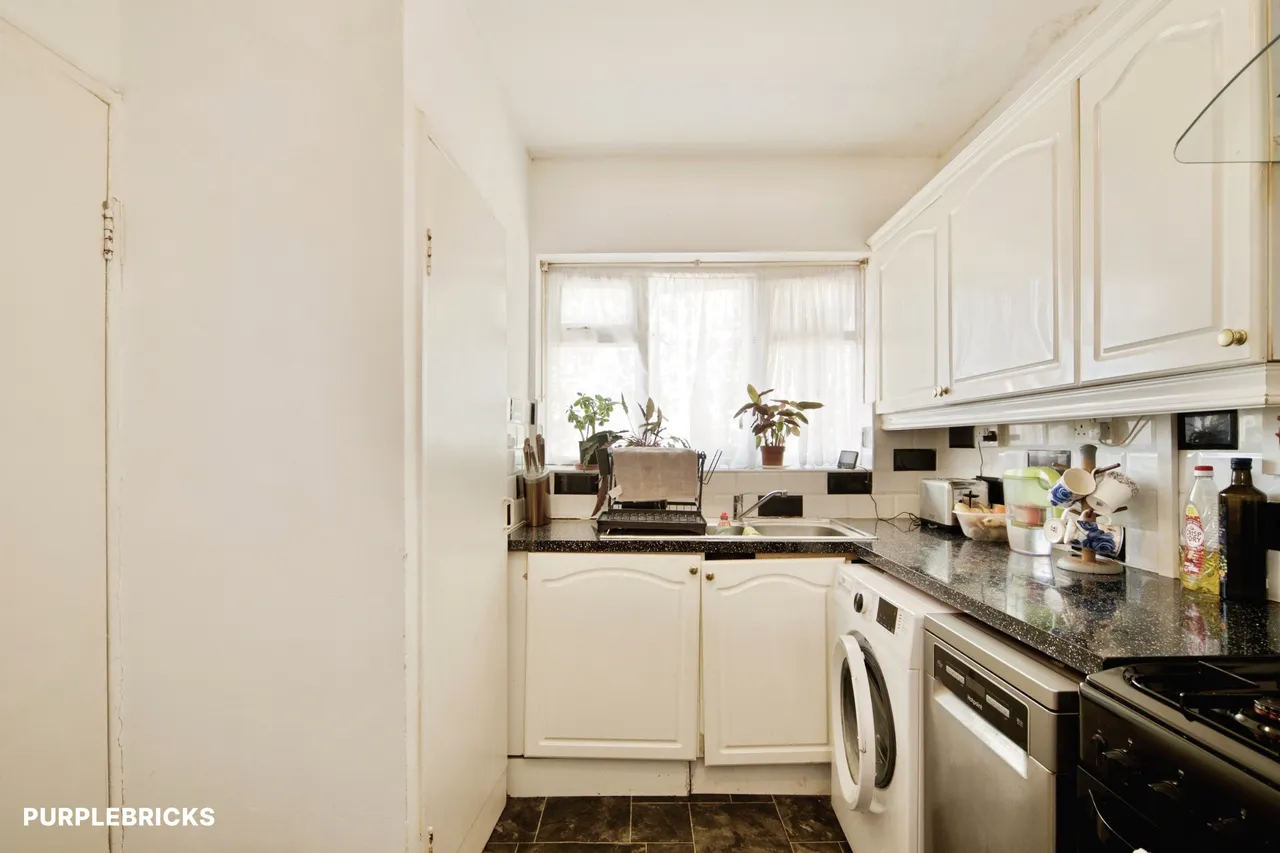 Padnall Road, Romford, RM6, photo 12