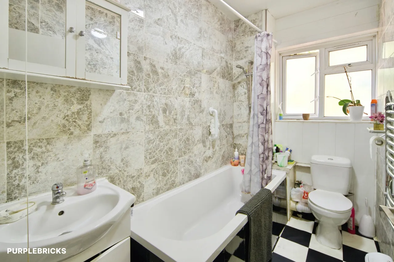 Padnall Road, Romford, RM6, photo 20