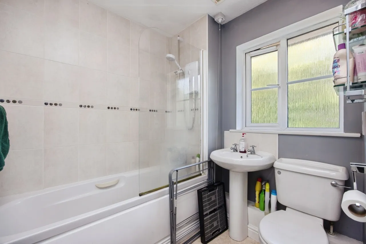 Mullion Close, St. Austell, PL25, photo 14