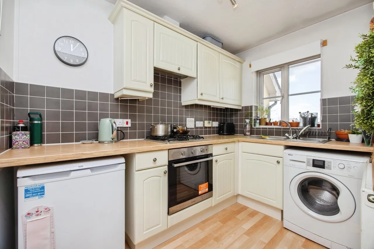 Mullion Close, St. Austell, PL25, photo 8