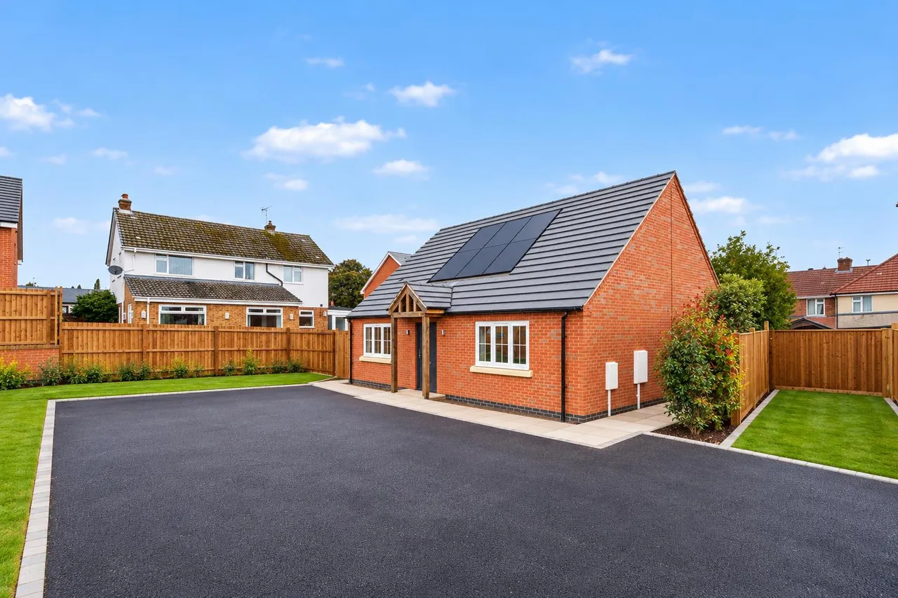 Nursery Drive, Carlton, NG4, photo 2