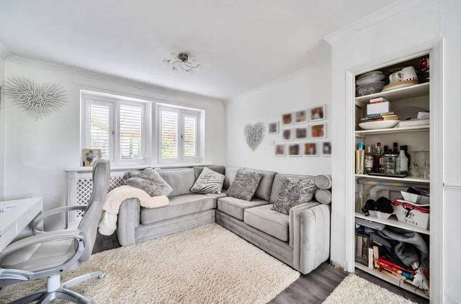 Waterloo Road, Wokingham, RG40, photo 3
