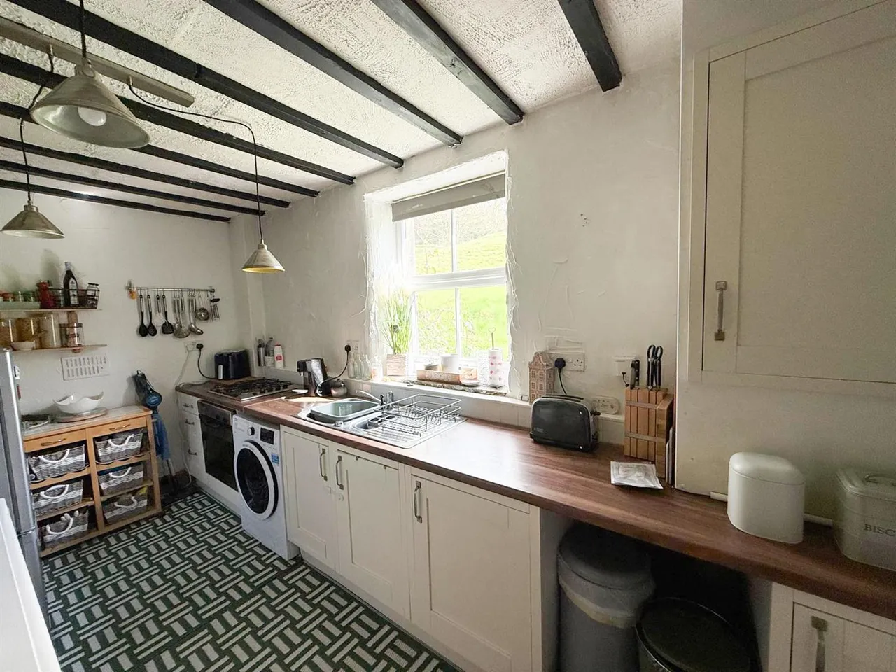 Cryer Row, Sutton In Craven, BD20 7BN, photo 4