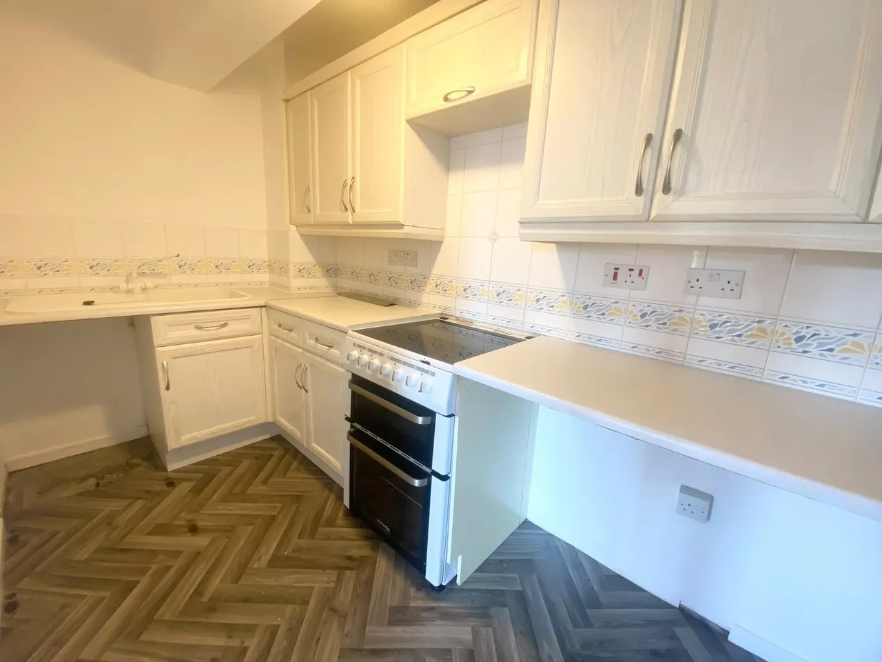 Farrar Court, Leeds, LS13, photo 2