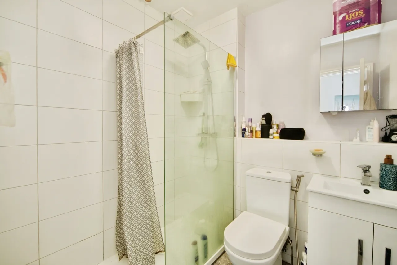 Dalrymple Close, London, N14, photo 12