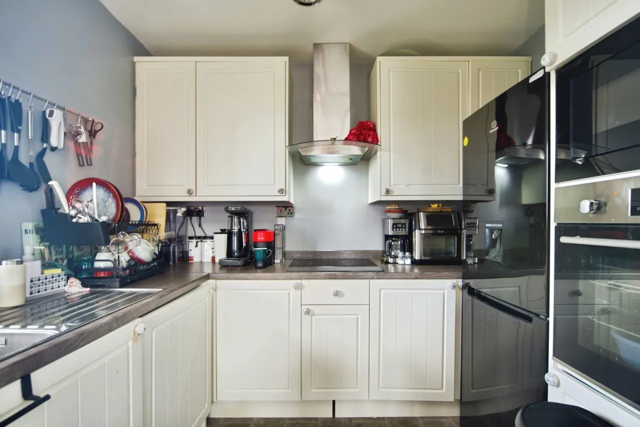 Dalrymple Close, London, N14, photo 3